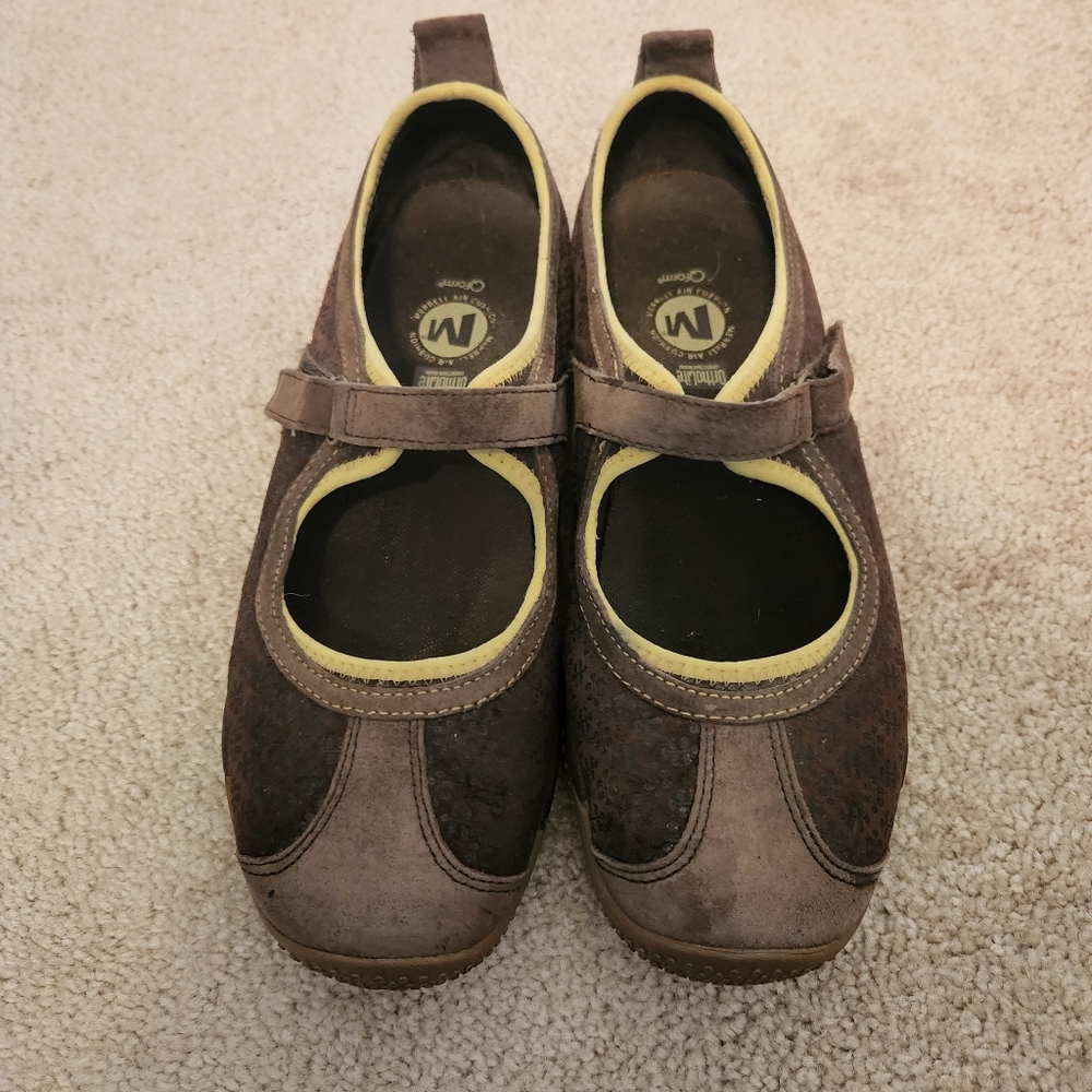 Merrell brown with yellow trim velcro close slide one size9